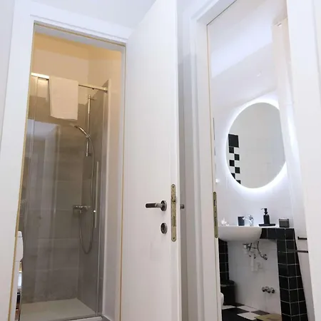 Domus Arena - Eleganza Nel Cuore Di Apartamento